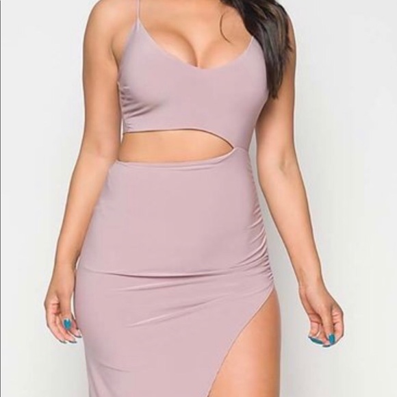 Dresses & Skirts - Sale ❤️Spaghetti strap cutout side body Con dress